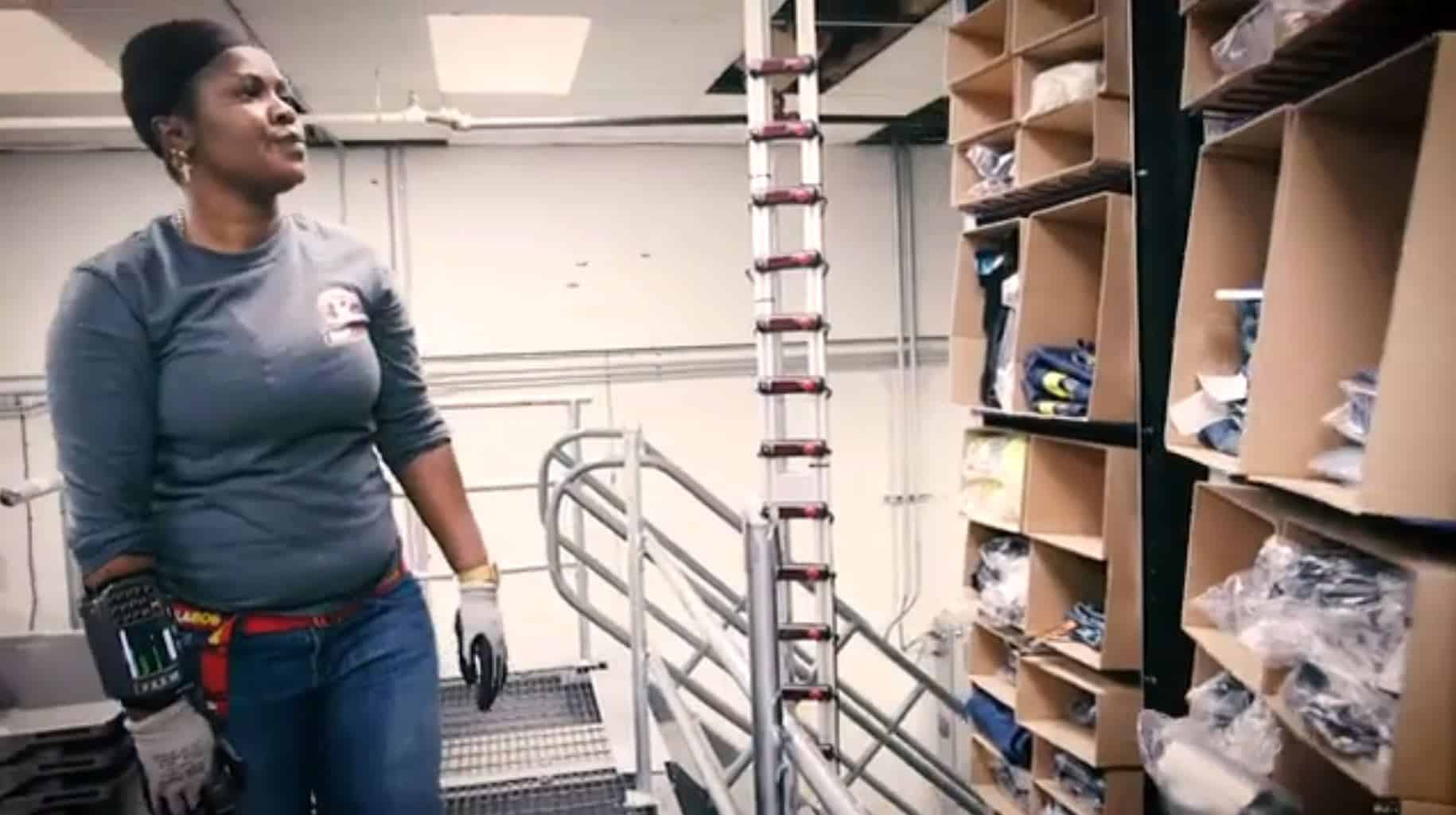 ChefWorks horizontal carousel worker